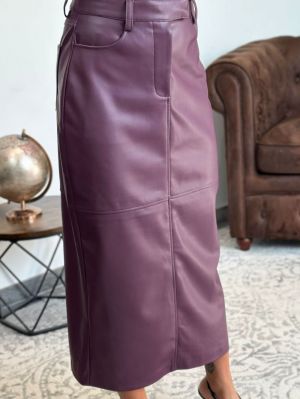  Mauve Wine